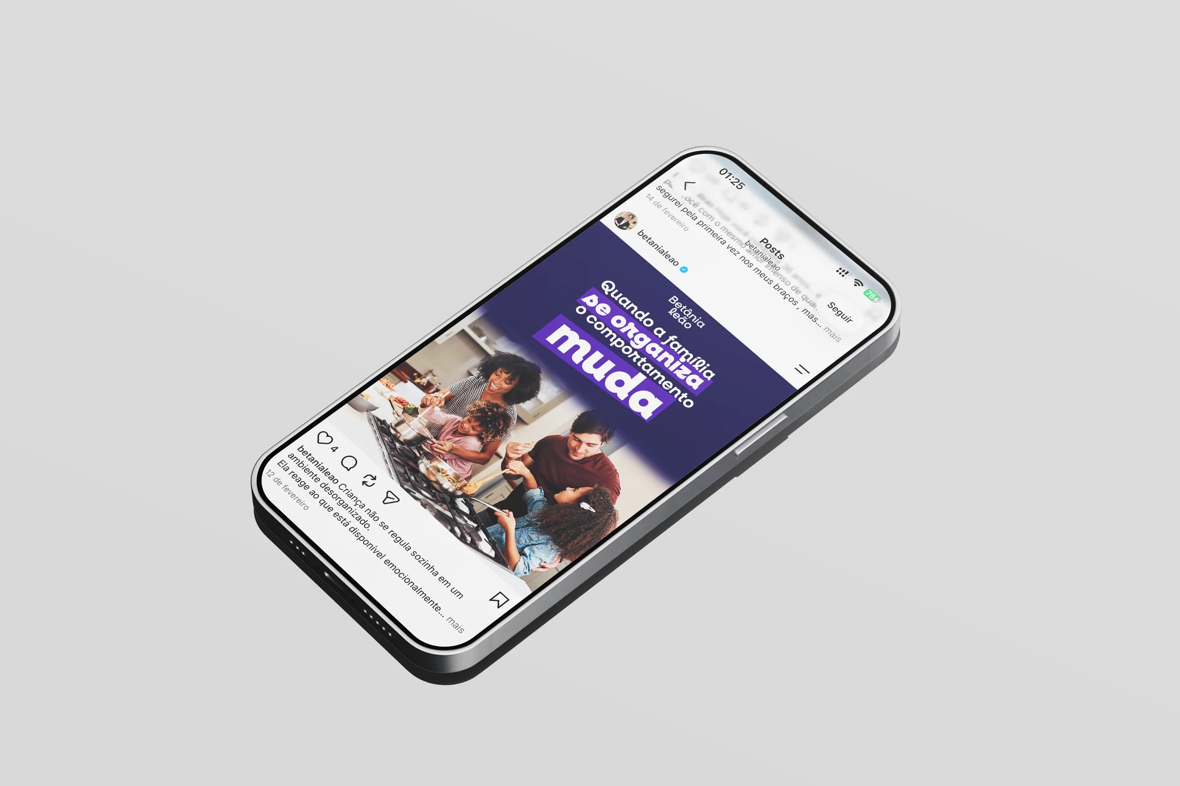 Post do perfil da Betânia Leão exibido em mockup de celular